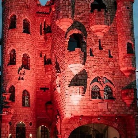 Castillo De تارابوتو المظهر الخارجي الصورة