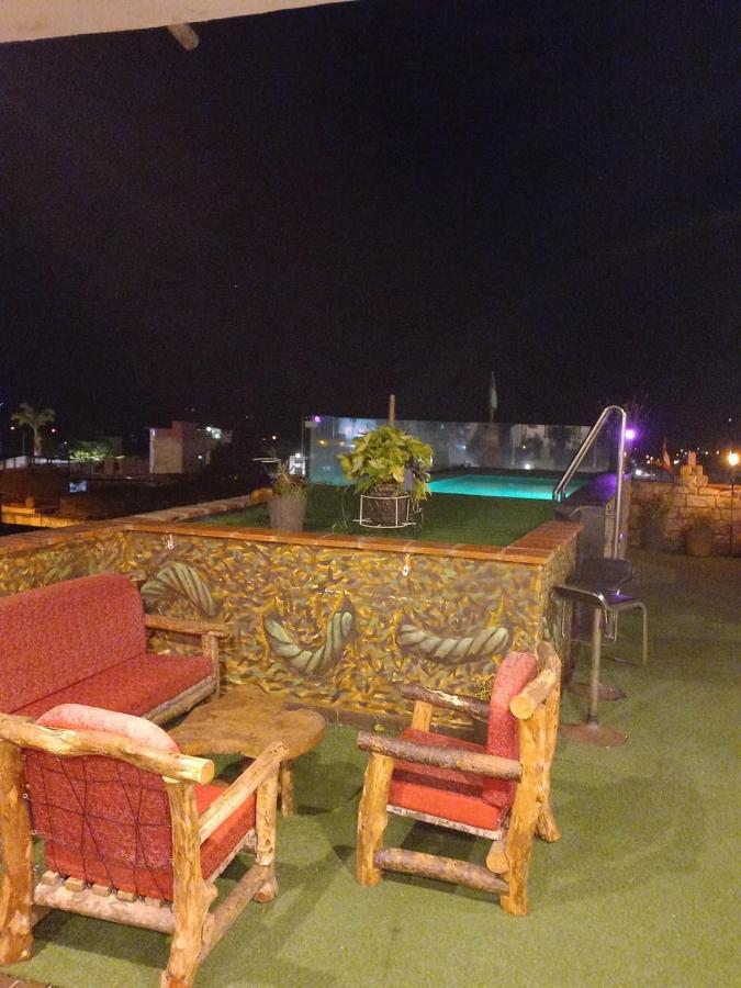 Castillo De تارابوتو المظهر الخارجي الصورة